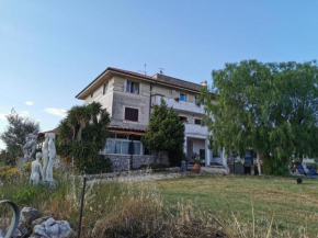 Гостиница Villa Dei Romani - Country House  Гуидония-Монтечельо